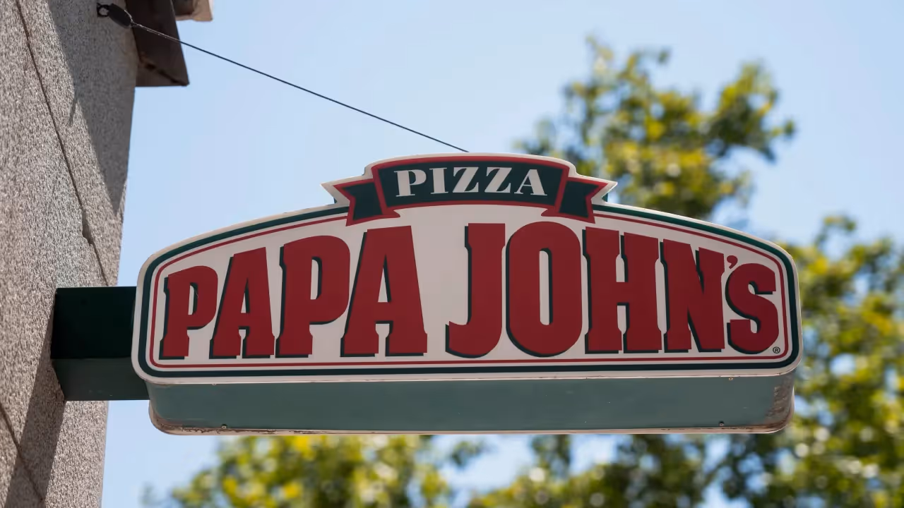 https://stocktwits.com/news articles/markets/equity/papa johns nears 2 7 billion take private deal led by tri artisan after apollo exit/cLPcFJwRE21