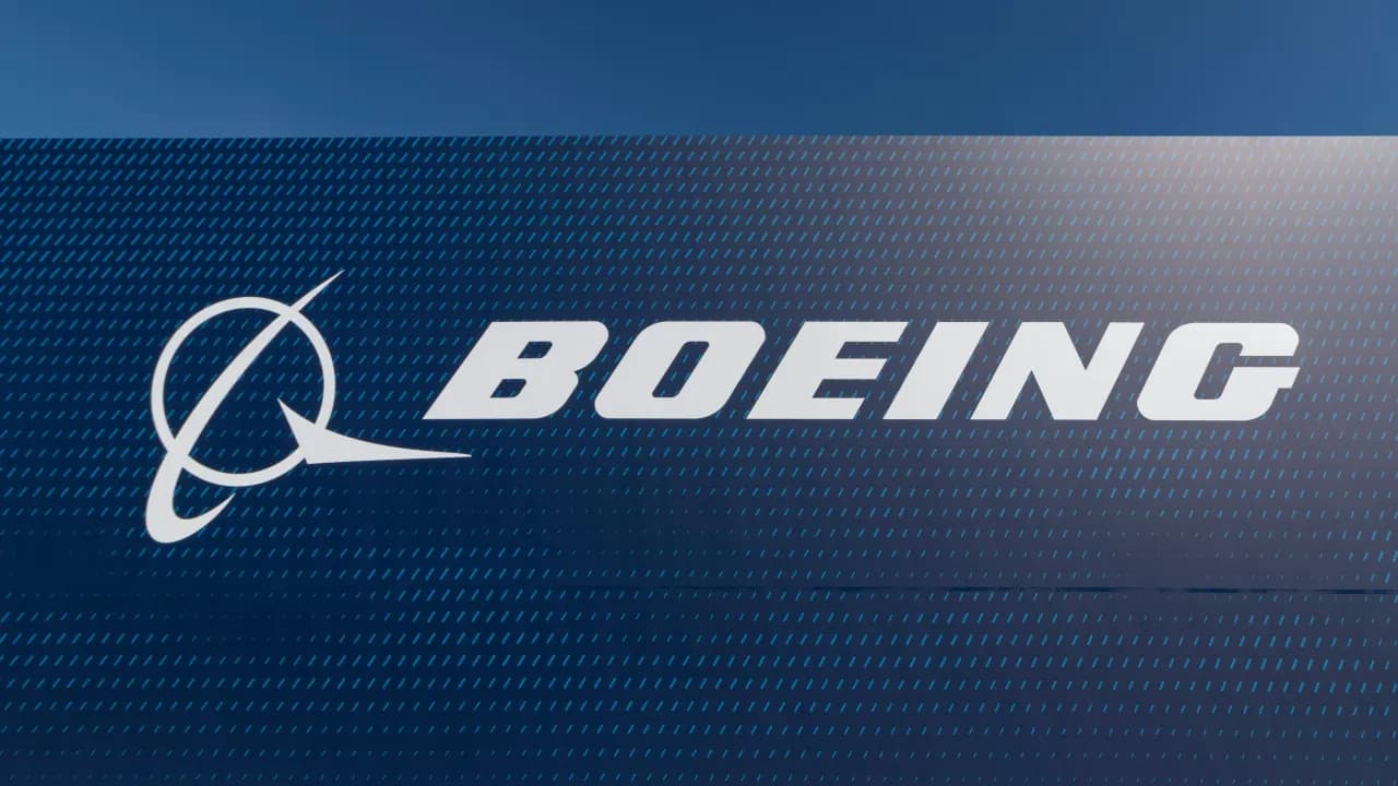 https://stocktwits.com/news articles/markets/equity/ba new 737 max production line july 6 higher output under study/cZ0FAFWReC8 https://stocktwits.com/news articles/markets/equity/ba new 737 max production line july 6 higher output under study/cZ0FAFWReC8