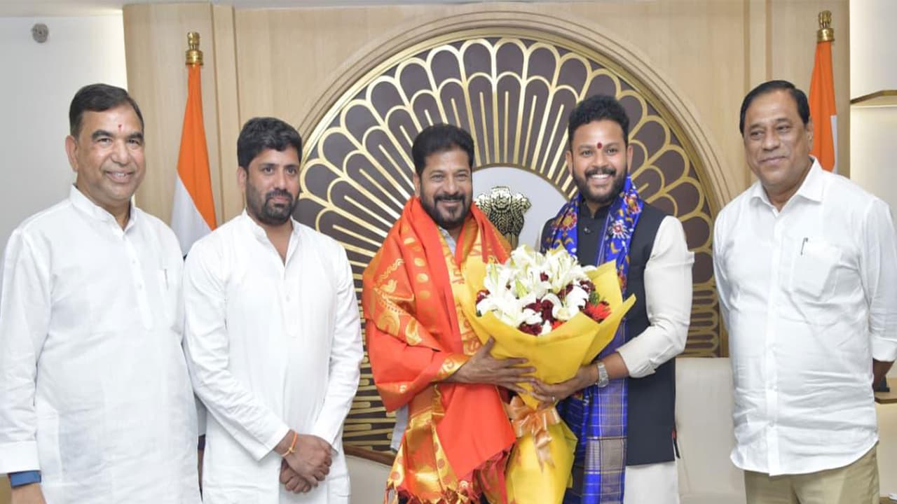 Telangana CM meet Union Civil Aviation Minister Ram Mohan Naidu (Photo/CMO) Telangana CM meet Union Civil Aviation Minister Ram Mohan Naidu (Photo/CMO)