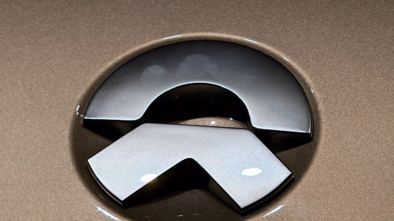 https://stocktwits.com/news articles/markets/equity/nio stock hits fresh 52 week low as wall street slashes price targets citing slow demand/cZso6ghRJMw https://stocktwits.com/news articles/markets/equity/nio stock hits fresh 52 week low as wall street slashes price targets citing slow demand/cZso6ghRJMw