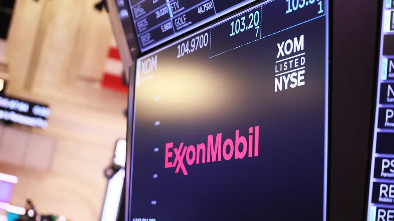 https://stocktwits.com/news articles/markets/equity/exxon ceo says diesel is the key crunch point in global fuel shortage/cZUhHgrR9Tn https://stocktwits.com/news articles/markets/equity/exxon ceo says diesel is the key crunch point in global fuel shortage/cZUhHgrR9Tn