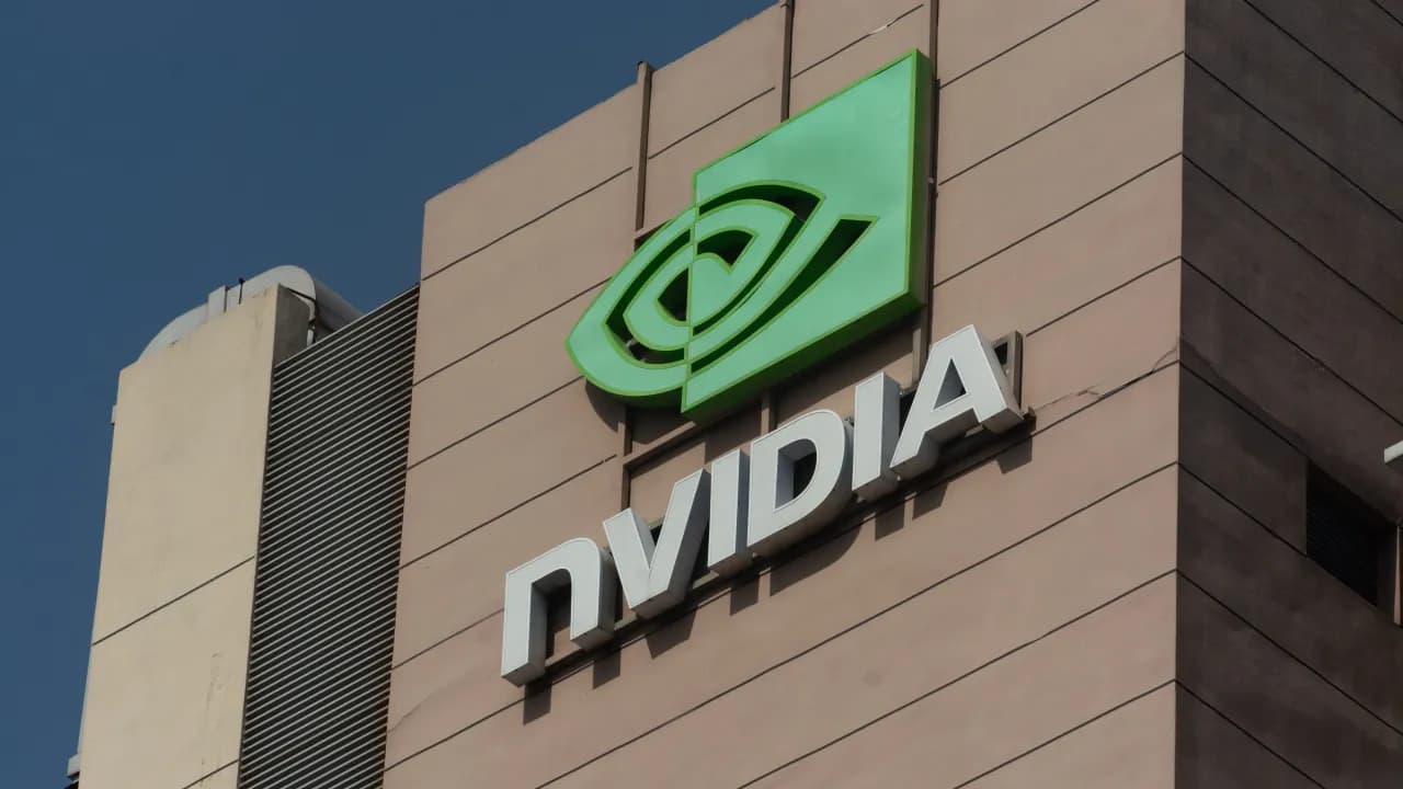https://stocktwits.com/news articles/markets/equity/nvidia plans 100 billion investment to build 10 gw network with openai/chDQM6aR32p