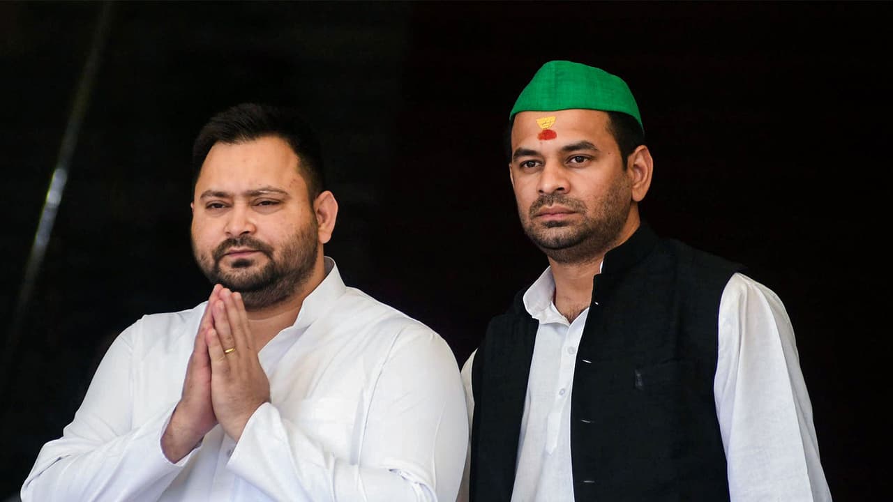 RJD leader Tejashwi Yadav and JJD leader Tej Pratap Yadav (Photo/ANI)