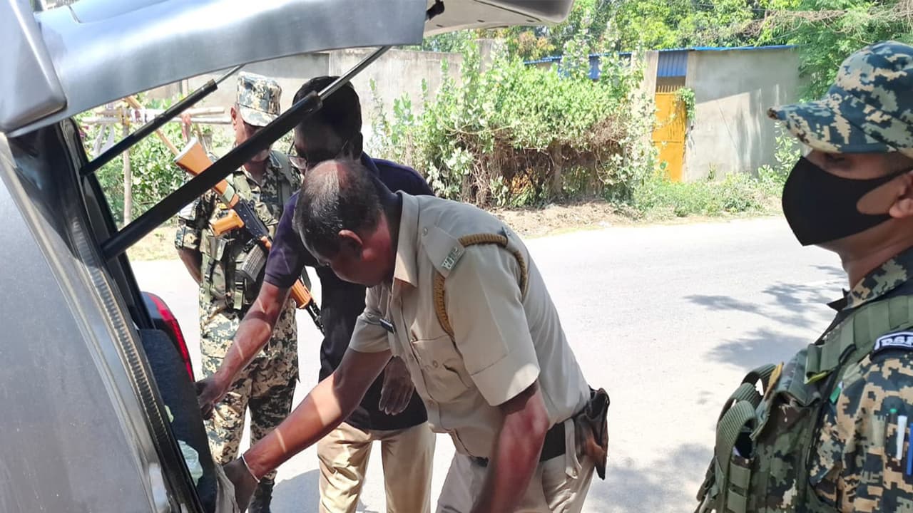 Malda on high alert ahead of Phase 1 polls (Photo/ANI) Malda on high alert ahead of Phase 1 polls (Photo/ANI)