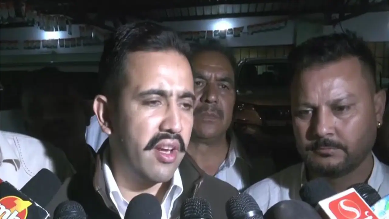 Himachal Pradesh PWD Minister Vikramaditya Singh (Photo/ANI) Himachal Pradesh PWD Minister Vikramaditya Singh (Photo/ANI)