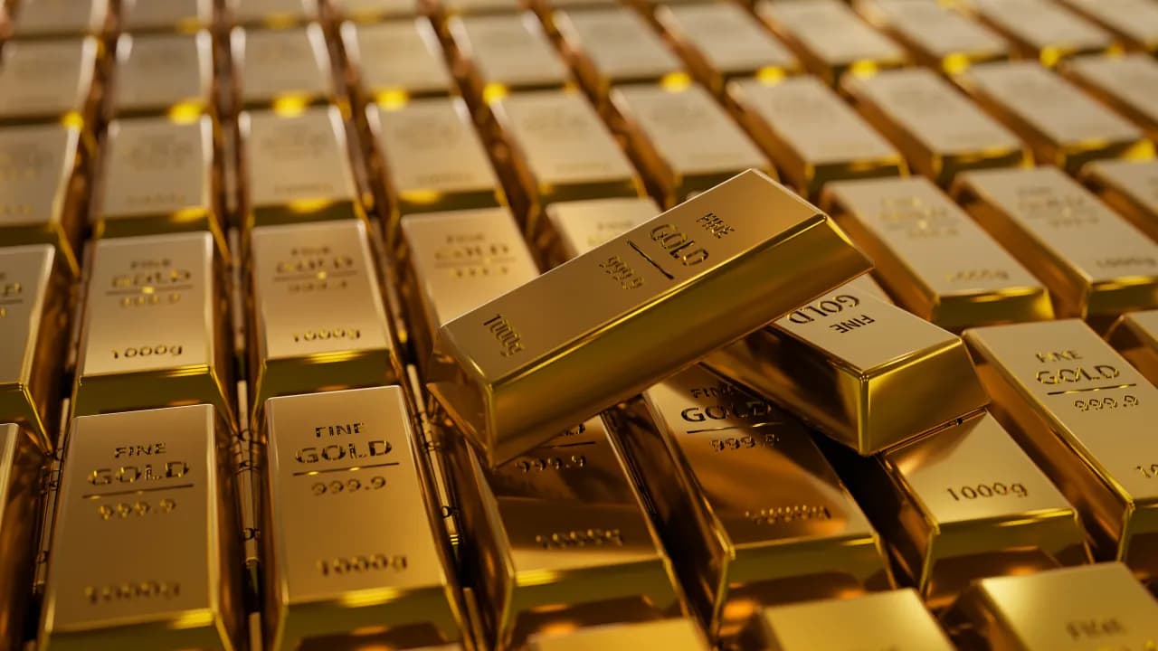 https://stocktwits.com/news articles/markets/equity/gold prices notch another record high as weak us jobs data boosts rate cut hopes/chwWpcPRdA1 https://stocktwits.com/news articles/markets/equity/gold prices notch another record high as weak us jobs data boosts rate cut hopes/chwWpcPRdA1