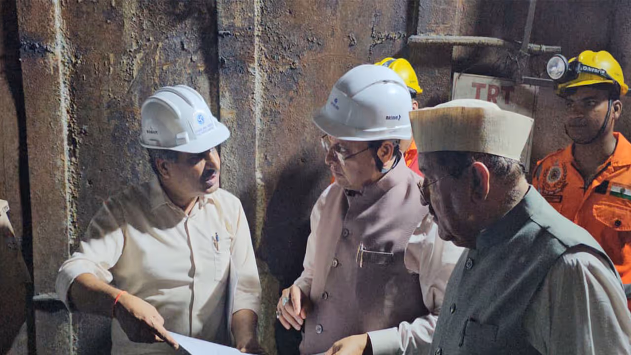 CM Dhami at the site of accident (Photo/ANI) CM Dhami at the site of accident (Photo/ANI)
