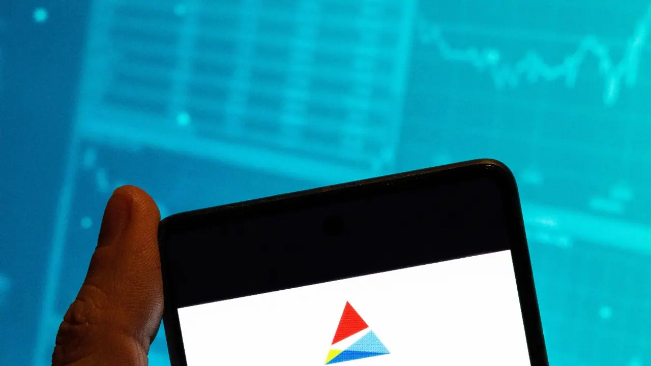 Southern Company Stock Gains As Q4 Revenue Tops Estimates, Retail Investors Remain Bullish