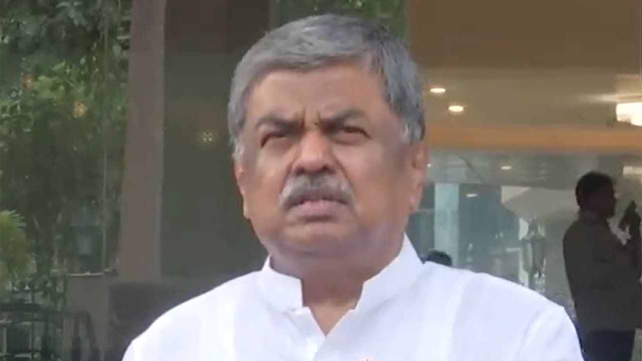 KPCC chief BK Hariprasad (File Photo/ANI) KPCC chief BK Hariprasad (File Photo/ANI)