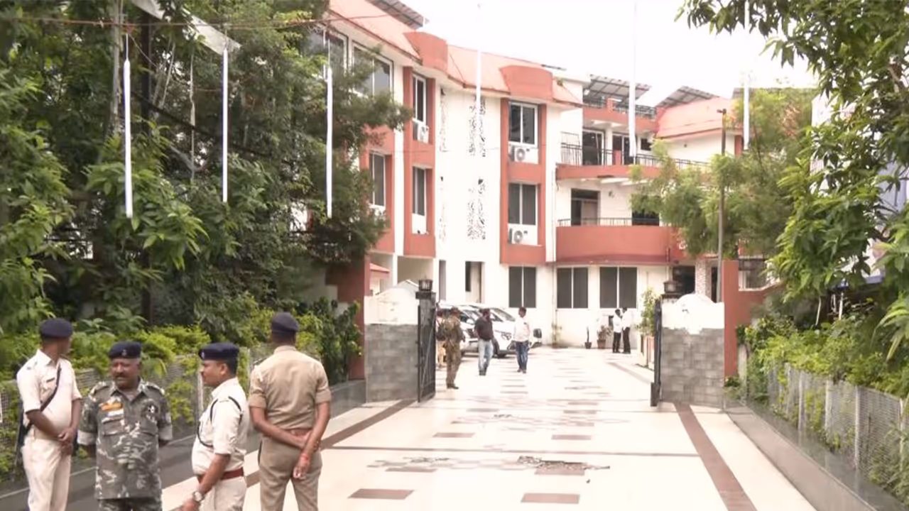 State Guest House in Ranchi (Photo/ANI) State Guest House in Ranchi (Photo/ANI)