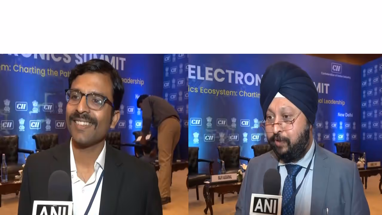 Shiva Srinivasan, MD, MEL Systems & Services (Left), Gurmeet Singh, Executive Director (ESC) (Right) (Photo/ANI) Shiva Srinivasan, MD, MEL Systems & Services (Left), Gurmeet Singh, Executive Director (ESC) (Right) (Photo/ANI)