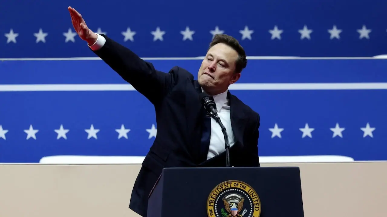 https://stocktwits.com/news articles/markets/equity/elon musk lashes out at tax bill proponents threatens to unseat lawmakers 19629408/chFgD8FRRWd