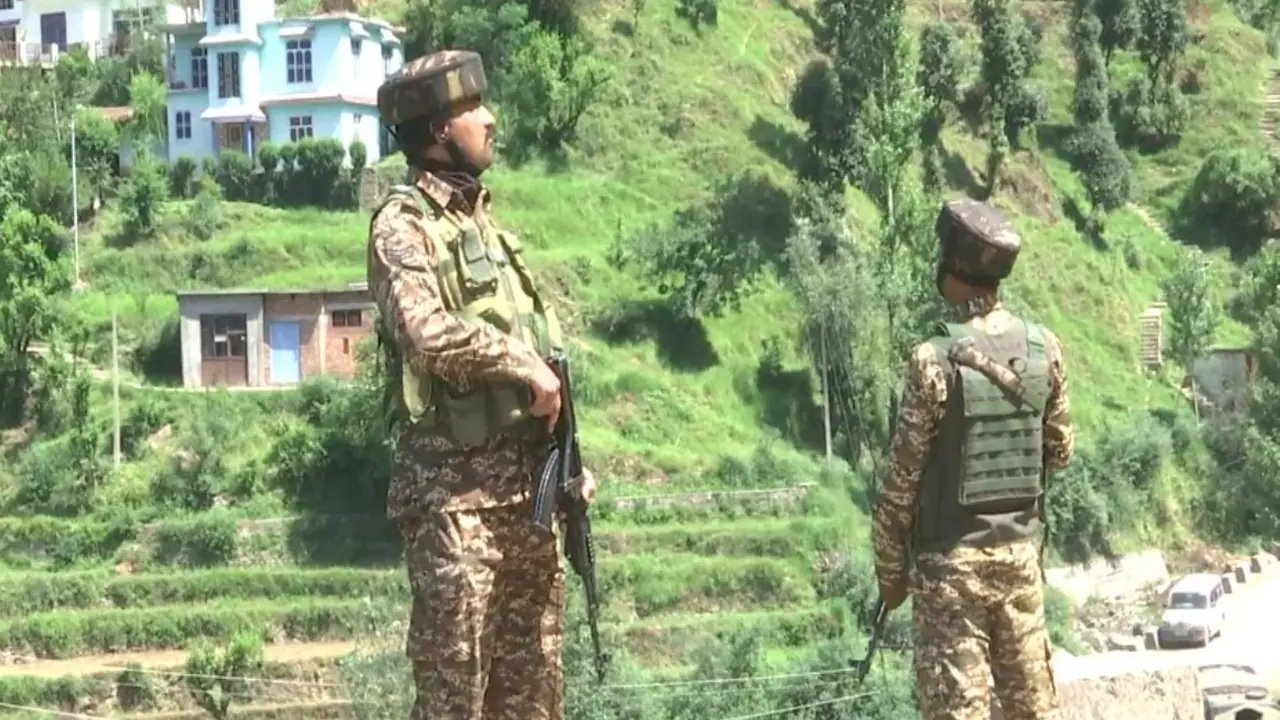 Operation Sheruwali in Rajouri, Jammu and Kashmir (Photo/ANI) Operation Sheruwali in Rajouri, Jammu and Kashmir (Photo/ANI)