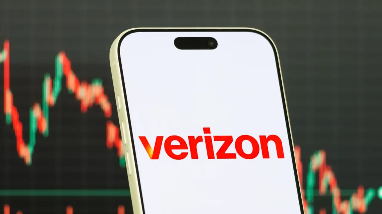 https://stocktwits.com/news articles/markets/equity/can verizon and charter win over wall street here s what analysts expect from q2 earnings today/cZZYZ1eR7y5 https://stocktwits.com/news articles/markets/equity/can verizon and charter win over wall street here s what analysts expect from q2 earnings today/cZZYZ1eR7y5