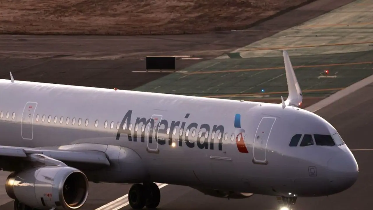 https://stocktwits.com/news articles/markets/equity/american airlines q1 2025 losses/chQF321RbWE https://stocktwits.com/news articles/markets/equity/american airlines q1 2025 losses/chQF321RbWE