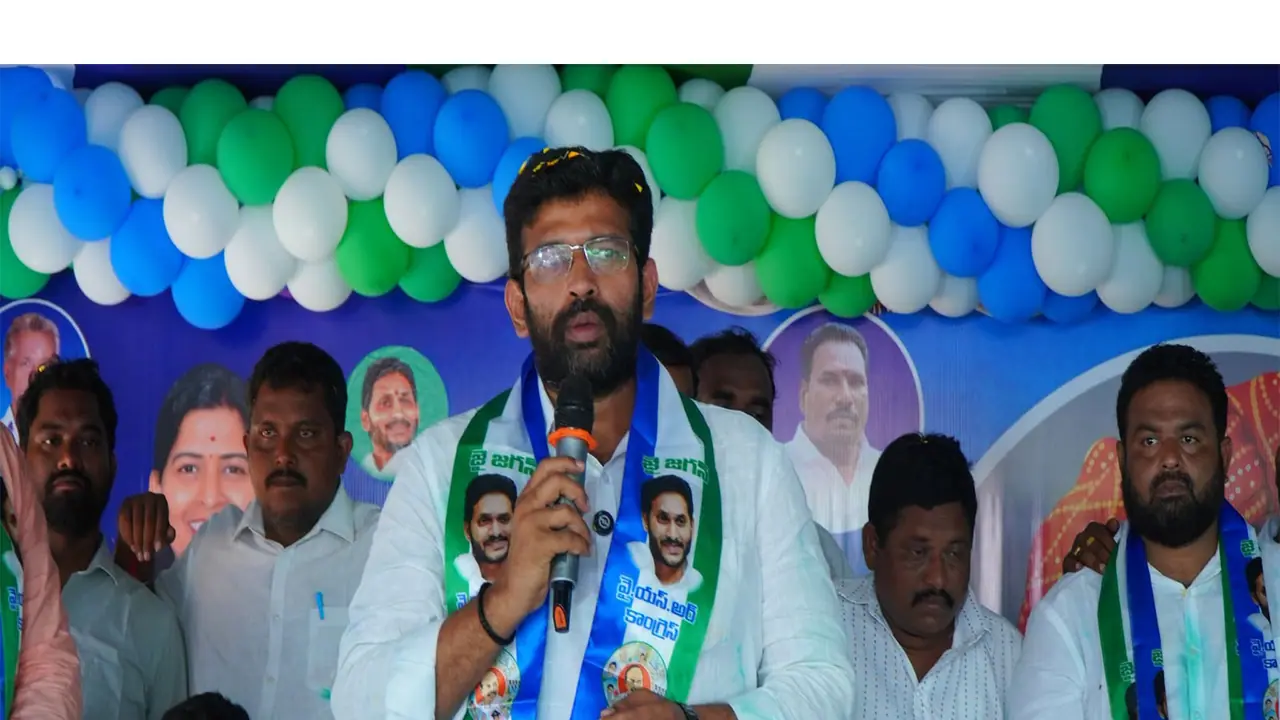 YSRCP Youth Wing State President Jakkampudi Raja (Photo:FB/Jakkampudi Raja) YSRCP Youth Wing State President Jakkampudi Raja (Photo:FB/Jakkampudi Raja)