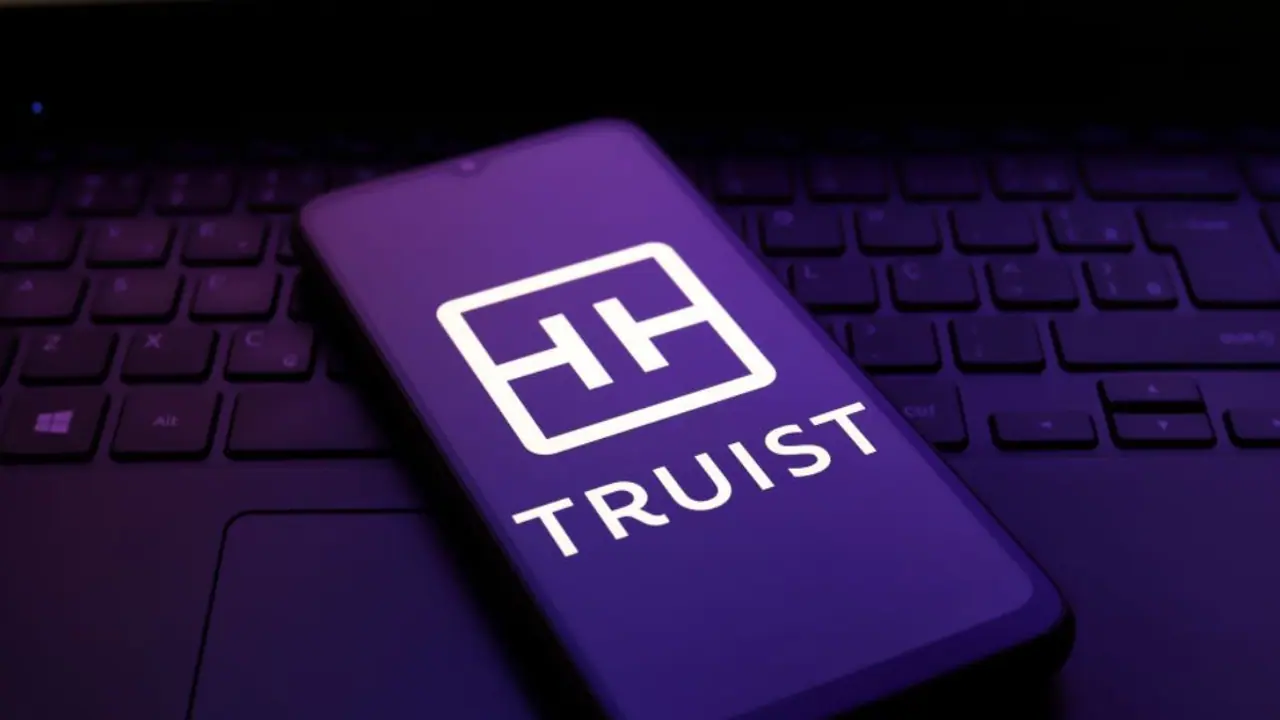 Truist Financial Stock Moves Higher After Q4 Profit Beat: Retail Elated Truist Financial Stock Moves Higher After Q4 Profit Beat: Retail Elated