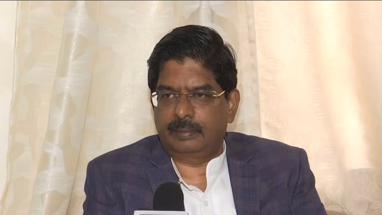 Dravida Munnetra Kazhagam MP P Wilson (File Photo/ANI) Dravida Munnetra Kazhagam MP P Wilson (File Photo/ANI)