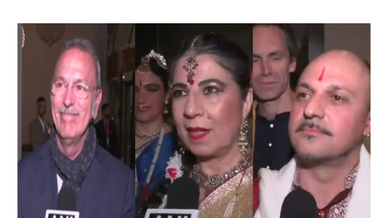 Indian diaspora, artists express happiness over interacting with PM Narendra Modi (Photo/ANI) Indian diaspora, artists express happiness over interacting with PM Narendra Modi (Photo/ANI)