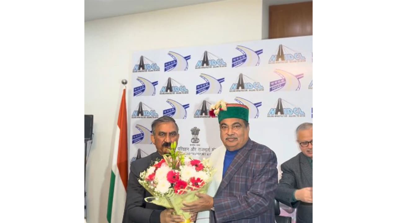 Himachal CM meets Nitin Gadkari (Photo/X@nitin_gadkari) Himachal CM meets Nitin Gadkari (Photo/X@nitin_gadkari)