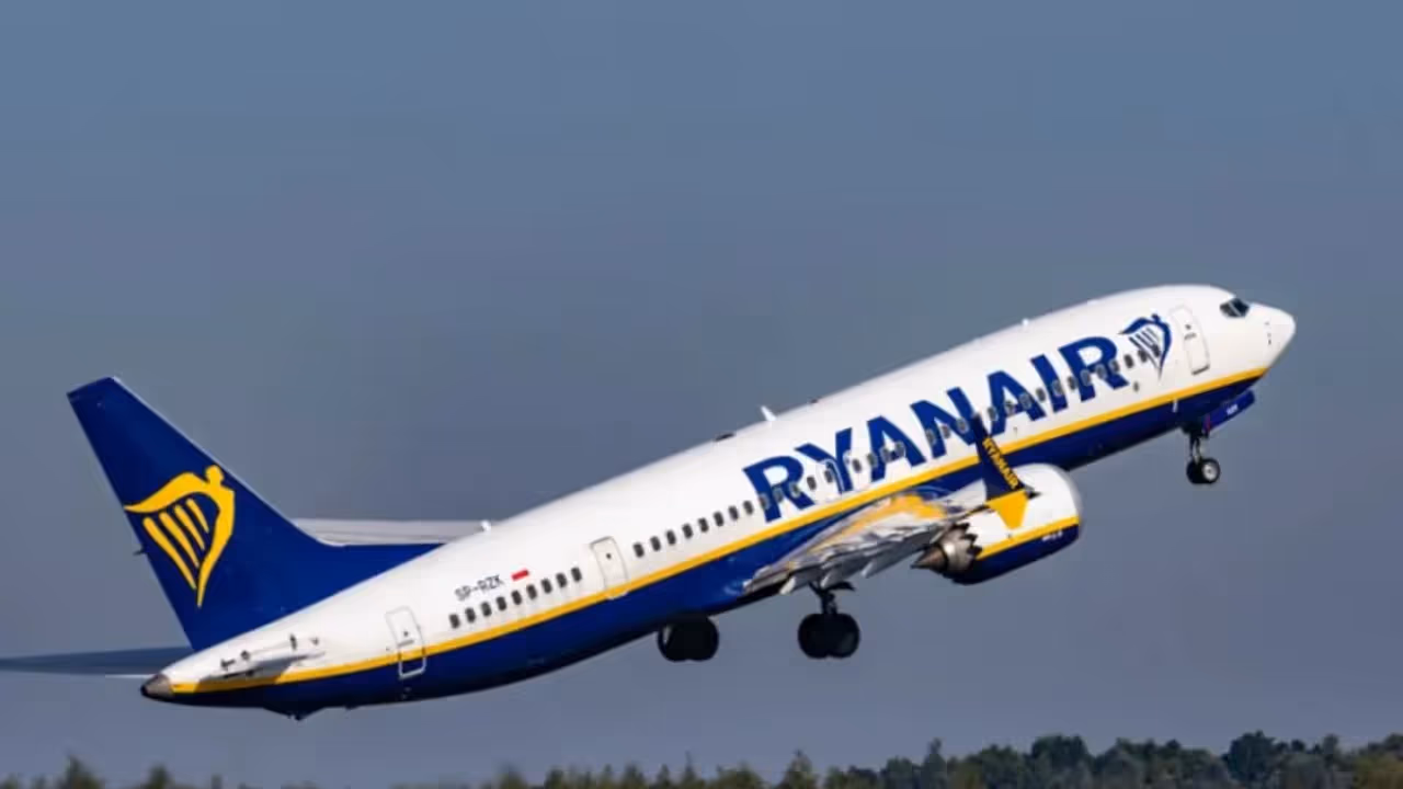 https://stocktwits.com/news articles/markets/equity/ryanair pulls plug on prime membership offering after trial proves too costly/cL5aRnaRELJ
