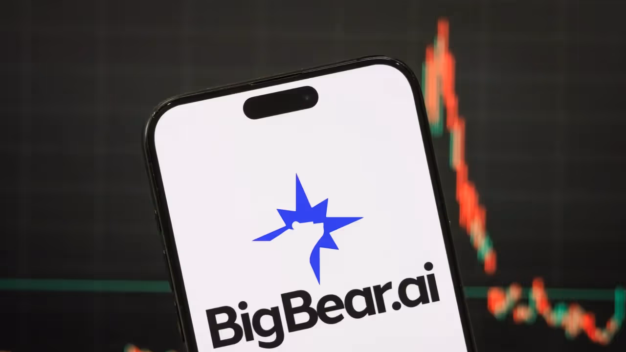 https://stocktwits.com/news articles/markets/equity/bbai stock looks to snap 3 weeks of loss on q2 contract strength but retail traders say it s time to show profits/cZNEzyuRJ2o https://stocktwits.com/news articles/markets/equity/bbai stock looks to snap 3 weeks of loss on q2 contract strength but retail traders say it s time to show profits/cZNEzyuRJ2o