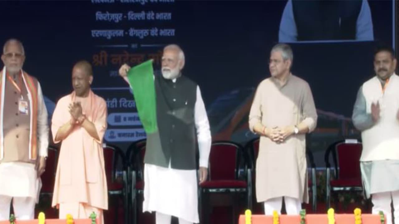 Prime Minister Narendra Modi flags off 4 new Vande Bharat Express (Photo: Narendra Modi Youtube) Prime Minister Narendra Modi flags off 4 new Vande Bharat Express (Photo: Narendra Modi Youtube)