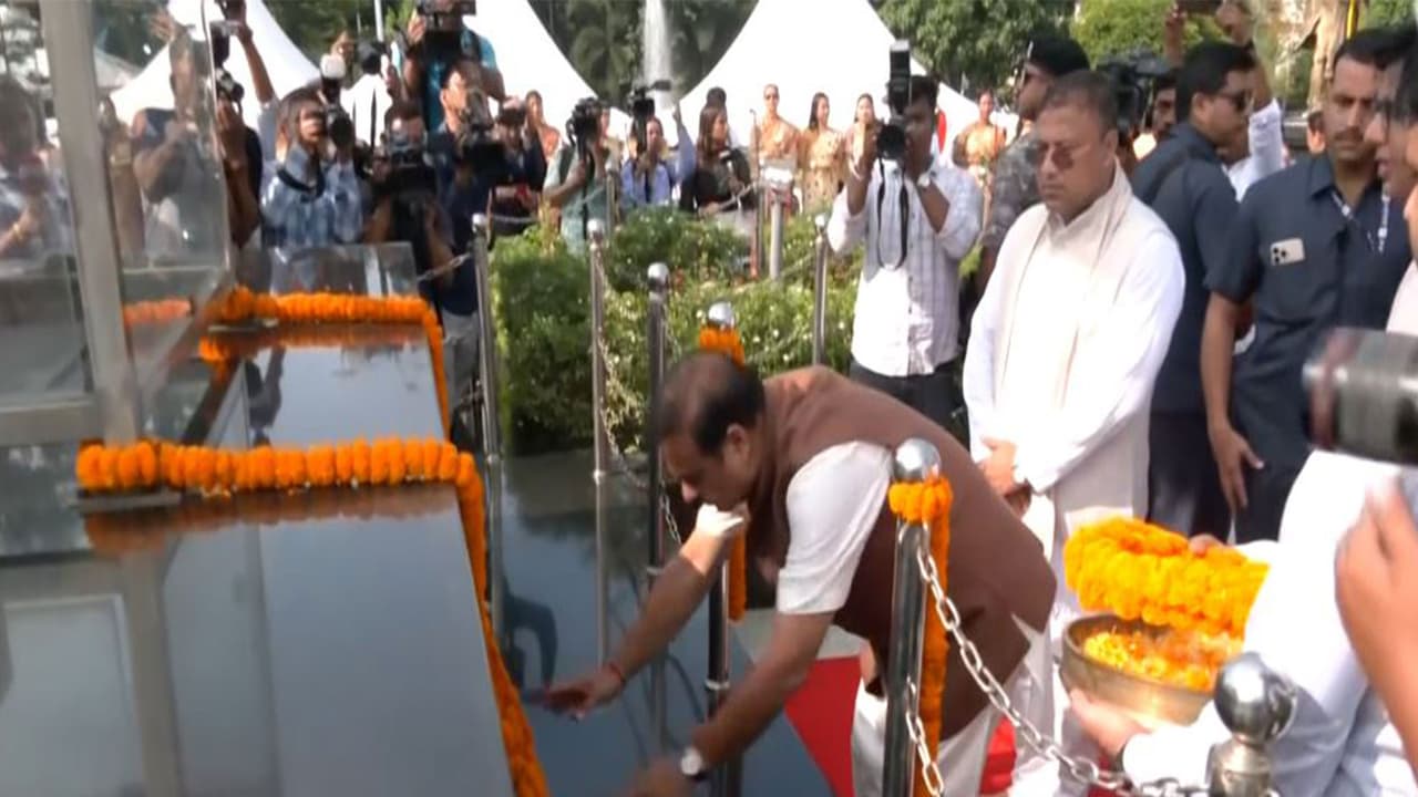Assam Chief Minister Himanta Biswa Sarma pays tribute to Bhupen Hazarika in Guwahati (Photo/ANI)