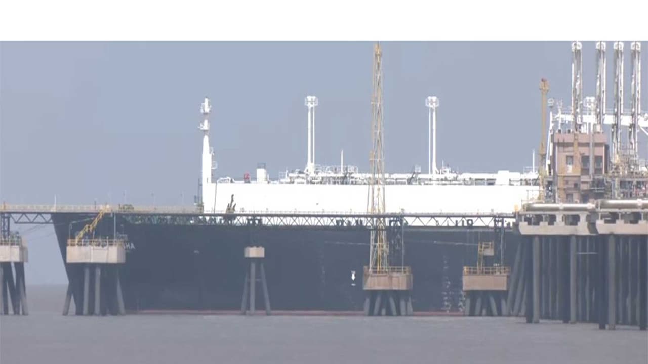 LNG carrier Disha (Photo/ANI) LNG carrier Disha (Photo/ANI)