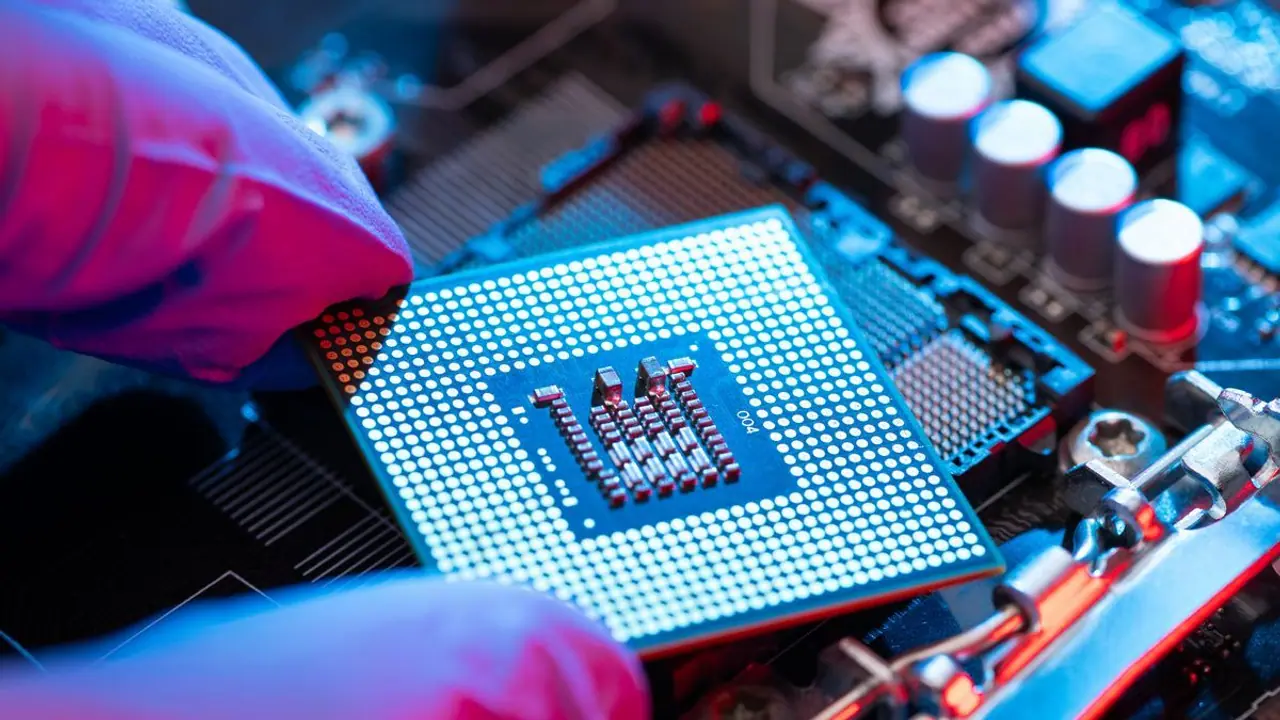 STMicroelectronics Stock In Focus As It Signs 15 Year Renewable Energy Deal With TotalEnergies: Retail Sentiment Soars