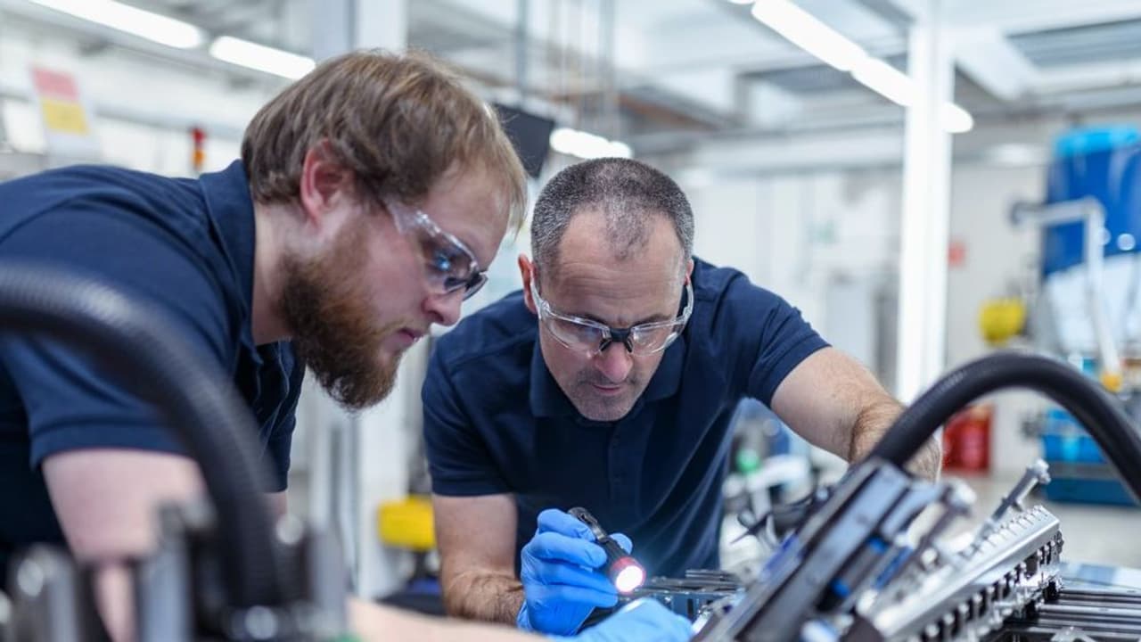 POET Stock Declines On Q4 Miss, Retail Sentiment Sours POET Stock Declines On Q4 Miss, Retail Sentiment Sours