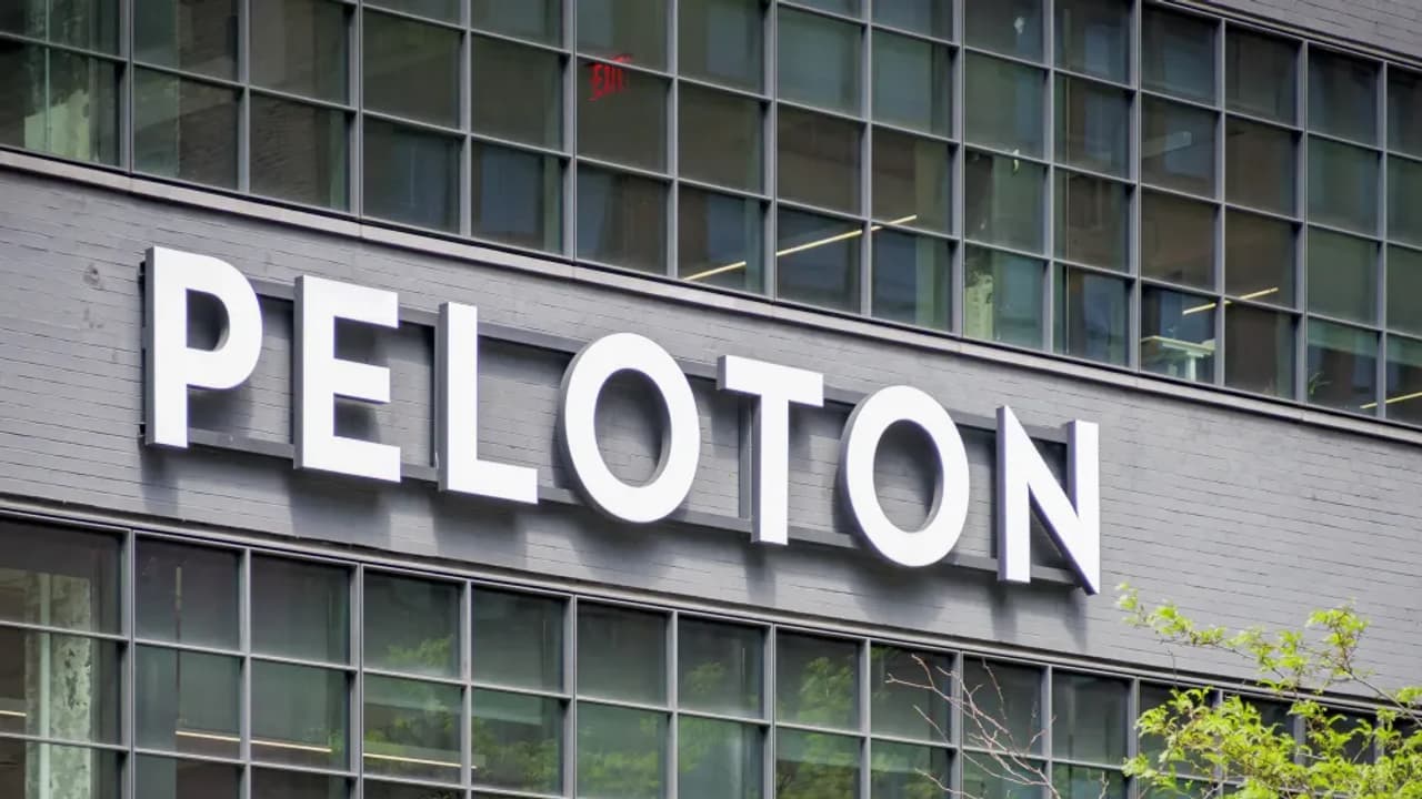 https://stocktwits.com/news articles/markets/equity/peloton stock slides despite q3 earnings beat after sales fall for third straight quarter warns of 5 m tariff impact/chifmPDRbkf