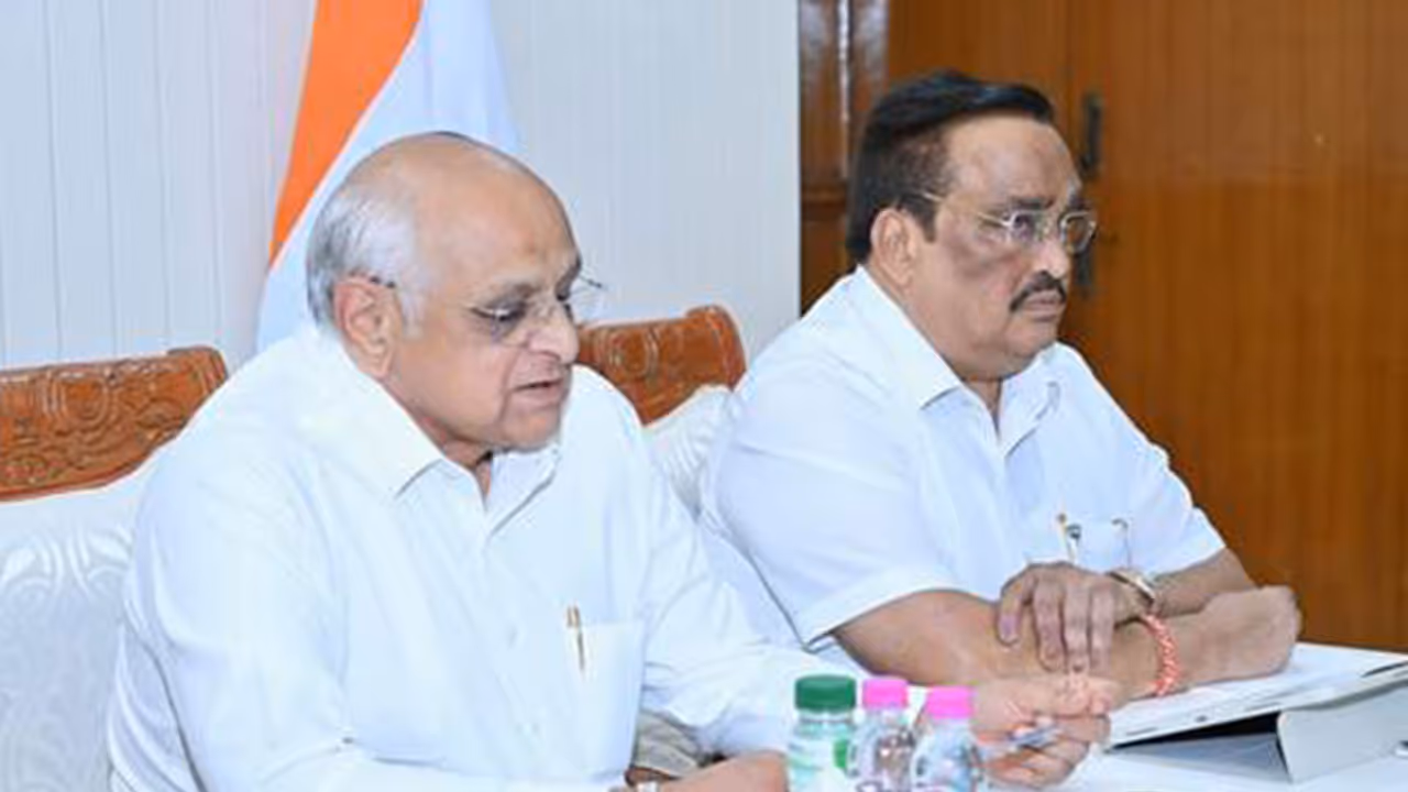 Gujarat Chief Minister Bhupendra Patel and Union Minister of Jal Shakti CR Paatil (Photo/PIB) Gujarat Chief Minister Bhupendra Patel and Union Minister of Jal Shakti CR Paatil (Photo/PIB)