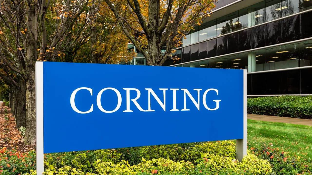 https://stocktwits.com/news articles/markets/equity/this analyst says corning s q2 earnings might not be a large catalyst sees modest revenue upside opportunity/cZZSicHR7v8 https://stocktwits.com/news articles/markets/equity/this analyst says corning s q2 earnings might not be a large catalyst sees modest revenue upside opportunity/cZZSicHR7v8