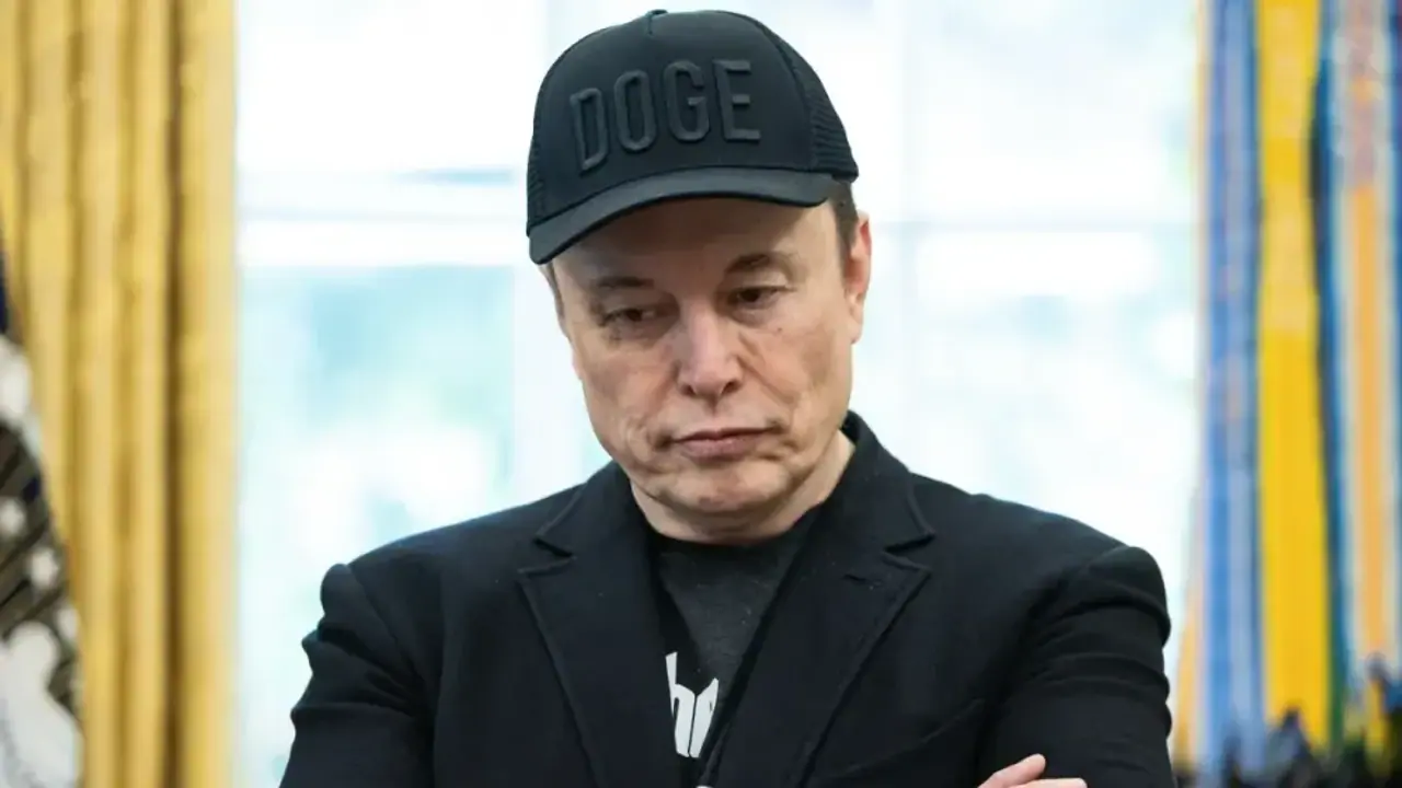 https://stocktwits.com/news-articles/markets/equity/elon-musk-says-he-took-zero-pay-from-tesla-for-7-years/chkAs7jRbHo