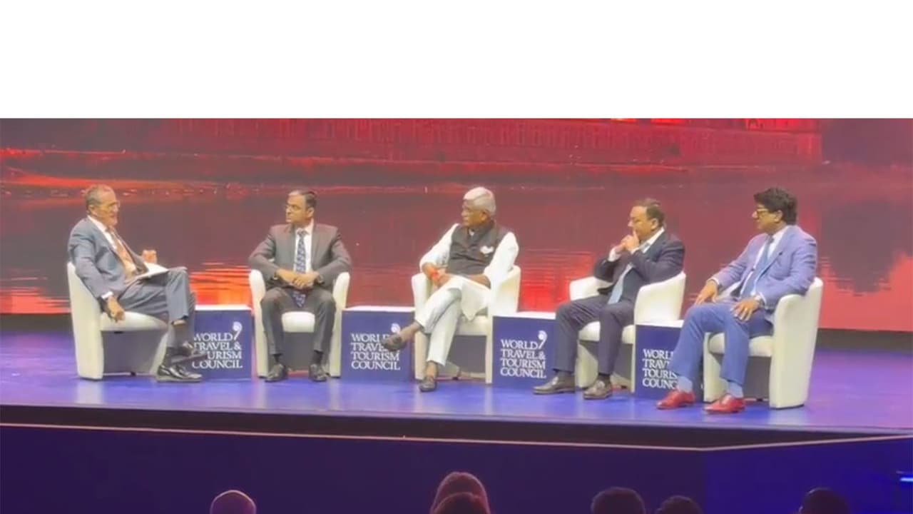 Richard Quest, Gaurav Bhatnagar Co Founder TBO.com, Gajendra Shekhawat Minister for Tourism, Zubin Karkaria Founder & CEO VFS Global, Puneet Chhatwal CEO Indian Hotels Company (left to right) (Photo/ Courtesy VFS Global) Richard Quest, Gaurav Bhatnagar Co Founder TBO.com, Gajendra Shekhawat Minister for Tourism, Zubin Karkaria Founder & CEO VFS Global, Puneet Chhatwal CEO Indian Hotels Company (left to right) (Photo/ Courtesy VFS Global)