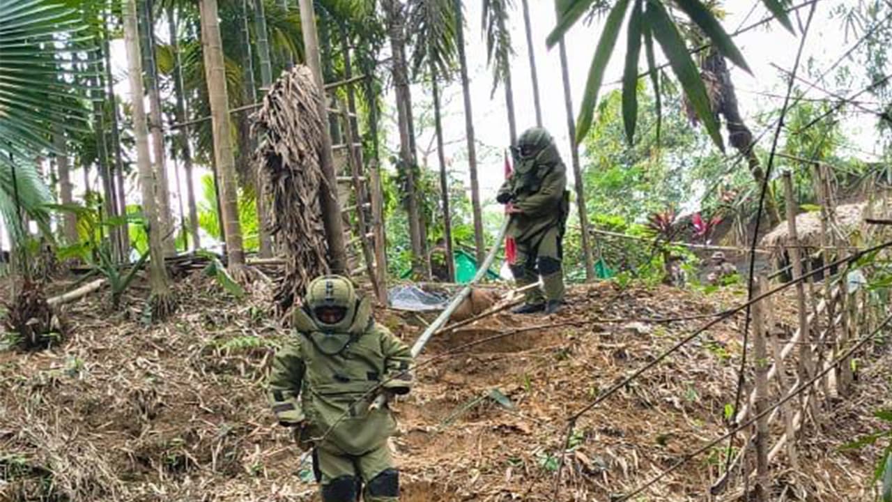 Indian Army swiftly neutrales WWII Era Uxbs in Assam (Photo/ANI) Indian Army swiftly neutrales WWII Era Uxbs in Assam (Photo/ANI)
