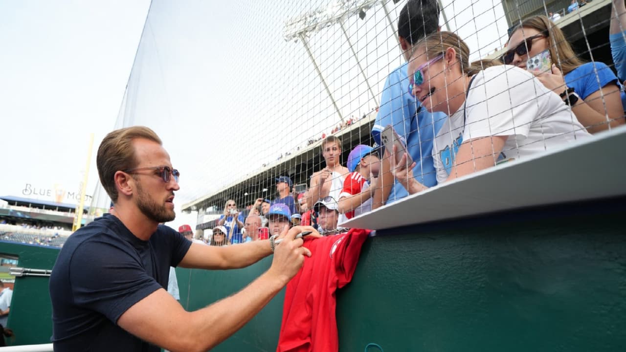 England's Harry Kane at a Major League Baseball game in Kansas City. (Photo: X/ @HKane) England's Harry Kane at a Major League Baseball game in Kansas City. (Photo: X/ @HKane)
