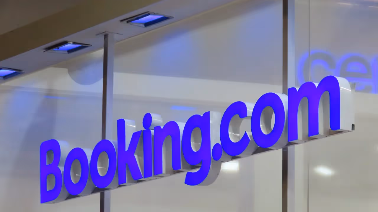 https://stocktwits.com/news articles/markets/equity/booking holdings says q3 revenue growth to slip after q2 results boosted by international travel/choQxgaR5zk https://stocktwits.com/news articles/markets/equity/booking holdings says q3 revenue growth to slip after q2 results boosted by international travel/choQxgaR5zk