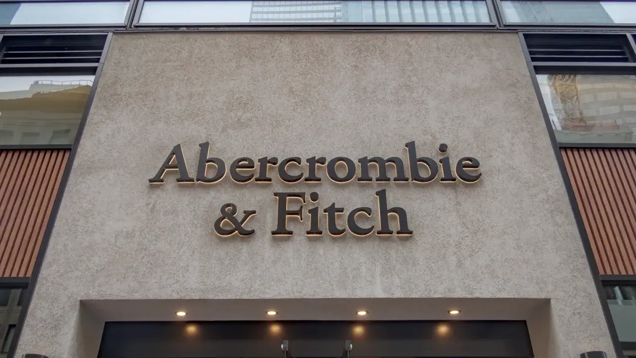 https://stocktwits.com/news articles/markets/equity/abercrombie stock gets a price target hike from jpmorgan but retails not celebrating yet/choe83kR5Dz https://stocktwits.com/news articles/markets/equity/abercrombie stock gets a price target hike from jpmorgan but retails not celebrating yet/choe83kR5Dz