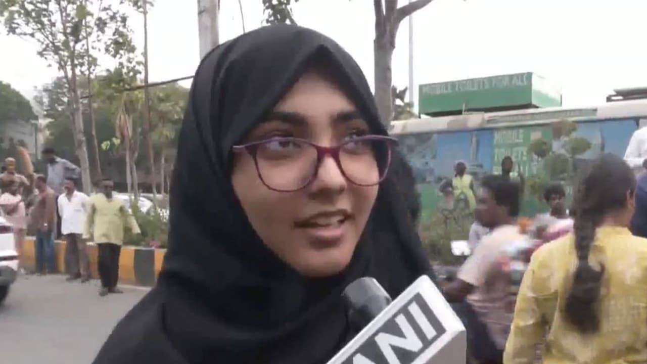 NEET candidate shares her feedback (Photo/ANI) NEET candidate shares her feedback (Photo/ANI)