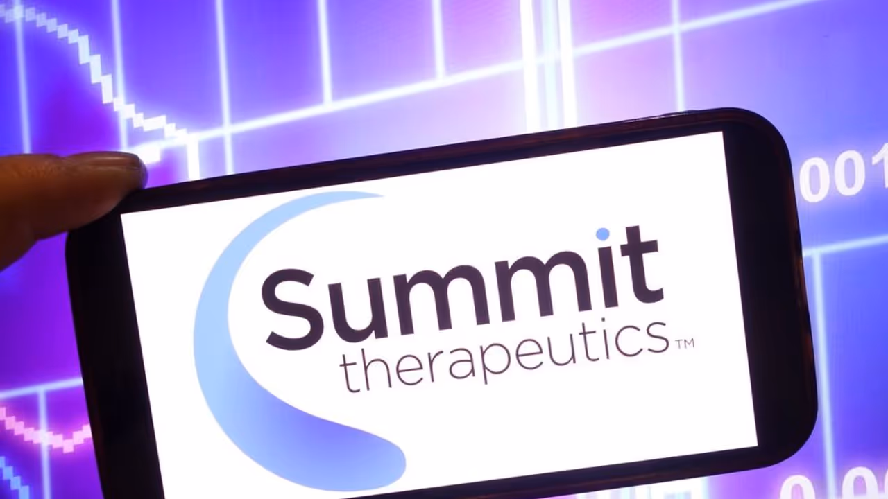 https://stocktwits.com/news articles/markets/equity/summit therapeutics gets 40 dollar price target from guggenheim/chwdQXARdpT