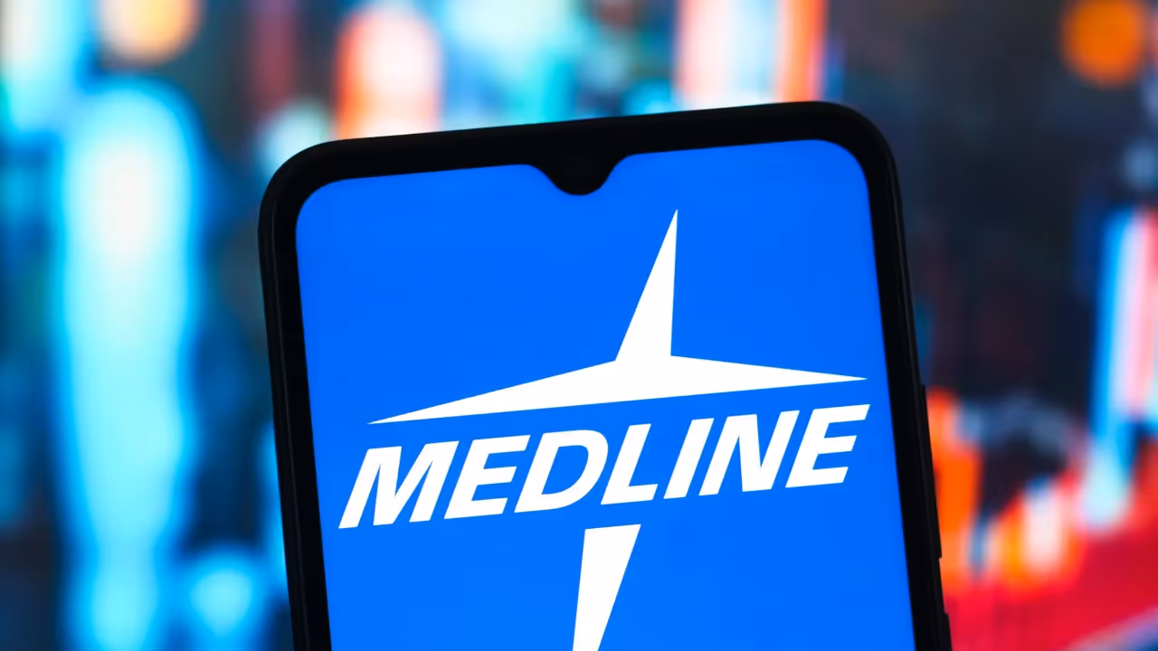 https://stocktwits.com/news articles/markets/equity/medline stock soars in debut as medical supply giant seals 2025 s biggest ipo/cLeOYHLREqx https://stocktwits.com/news articles/markets/equity/medline stock soars in debut as medical supply giant seals 2025 s biggest ipo/cLeOYHLREqx