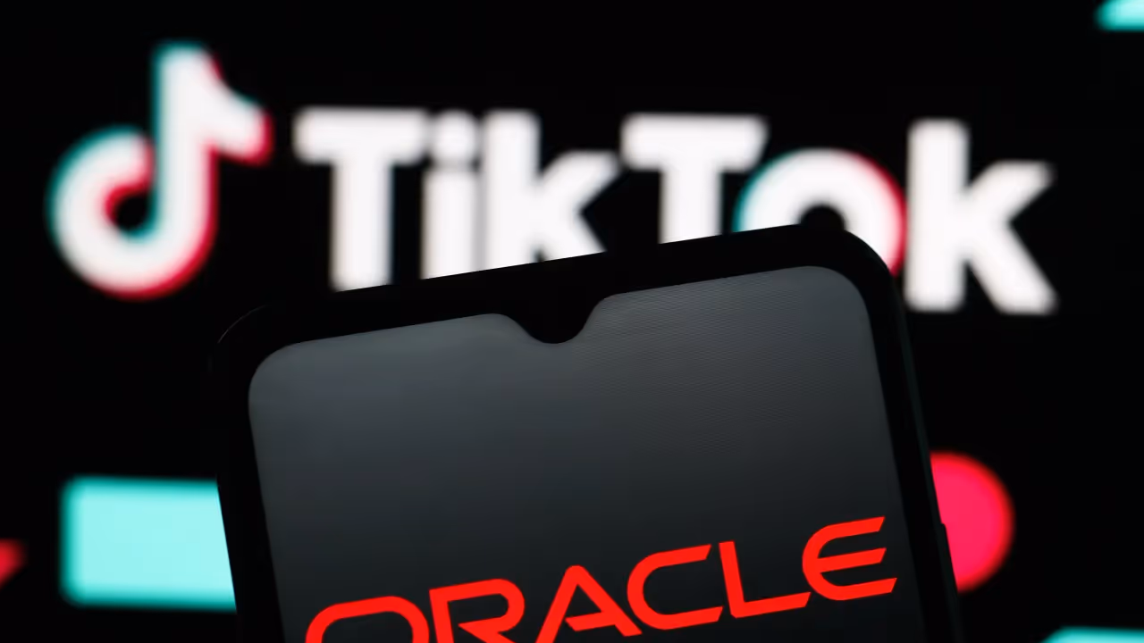 https://stocktwits.com/news articles/markets/equity/why oracle stock rose in after hours trading today/chDN6XUR3Ic