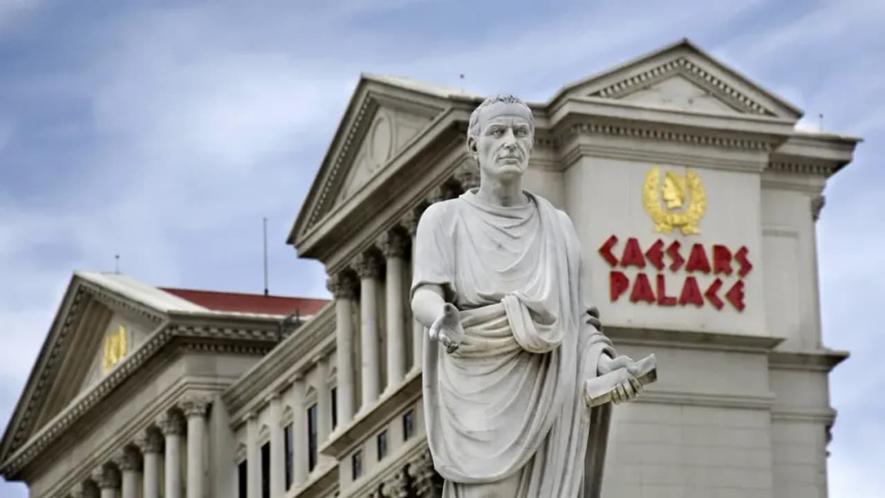 Caesars Stock Surges After 2 Icahn Executives Join As Independent Directors: Retail Sentiment Stays Upbeat Caesars Stock Surges After 2 Icahn Executives Join As Independent Directors: Retail Sentiment Stays Upbeat