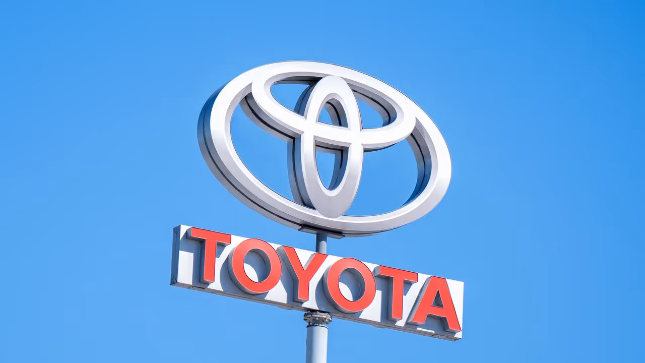 https://stocktwits.com/news articles/markets/equity/tm stock falls overnight as q1 profit drops toyota bets on hybrids and shareholder returns/cZo5BzqRJEG https://stocktwits.com/news articles/markets/equity/tm stock falls overnight as q1 profit drops toyota bets on hybrids and shareholder returns/cZo5BzqRJEG