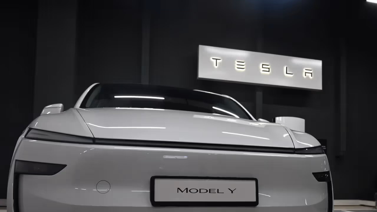 https://stocktwits.com/news articles/markets/equity/tesla program manager for best selling model y vehicle exits/cLPcoovRE2m https://stocktwits.com/news articles/markets/equity/tesla program manager for best selling model y vehicle exits/cLPcoovRE2m