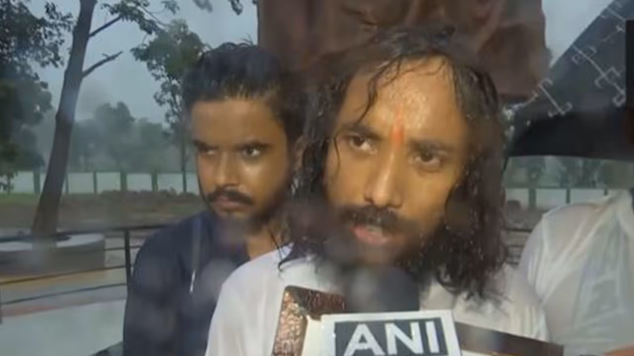 Student leader Devendra Nath Mahto (Photo/ANI) Student leader Devendra Nath Mahto (Photo/ANI)
