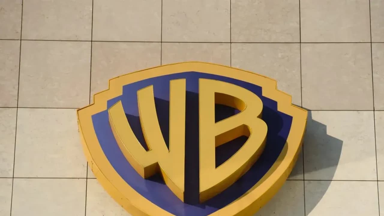 https://stocktwits.com/news articles/markets/equity/wbd stock gains on announcing agentic ai ad tech platform built on amzn s aws/cZmVUXBR7Vb https://stocktwits.com/news articles/markets/equity/wbd stock gains on announcing agentic ai ad tech platform built on amzn s aws/cZmVUXBR7Vb