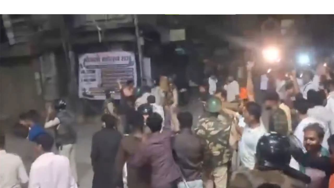 Stone pelting breaks out between two groups in Bilaspur, police deployed to control situation (Photo:ANI) Stone pelting breaks out between two groups in Bilaspur, police deployed to control situation (Photo:ANI)